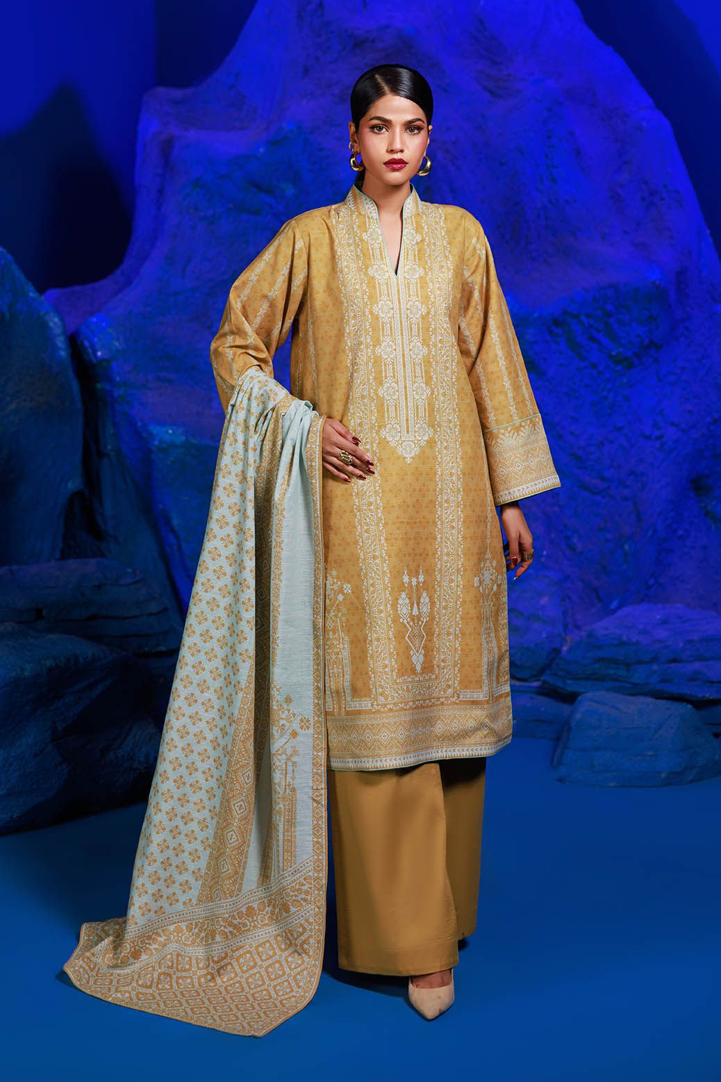 Khaddar Golden Unstitched Suit - Bonanza