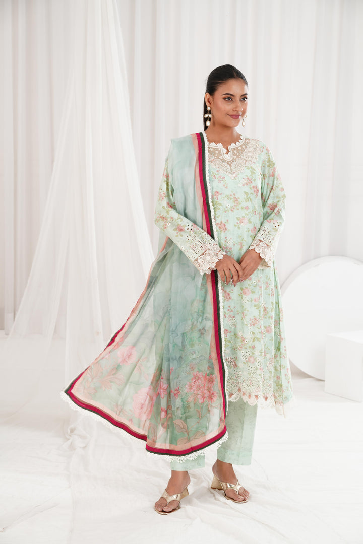 Barrie - Xenia Luxury Lawn Stitched