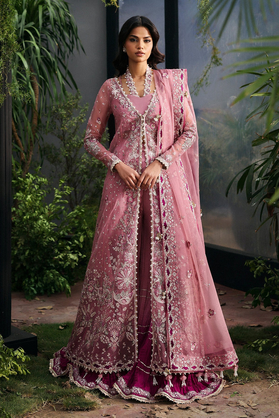 Seraira - Afrozeh La Fuchsia Stitched