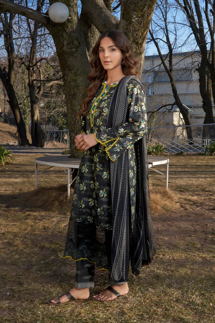 Printed Lawn Black Stitched Suit - Khas