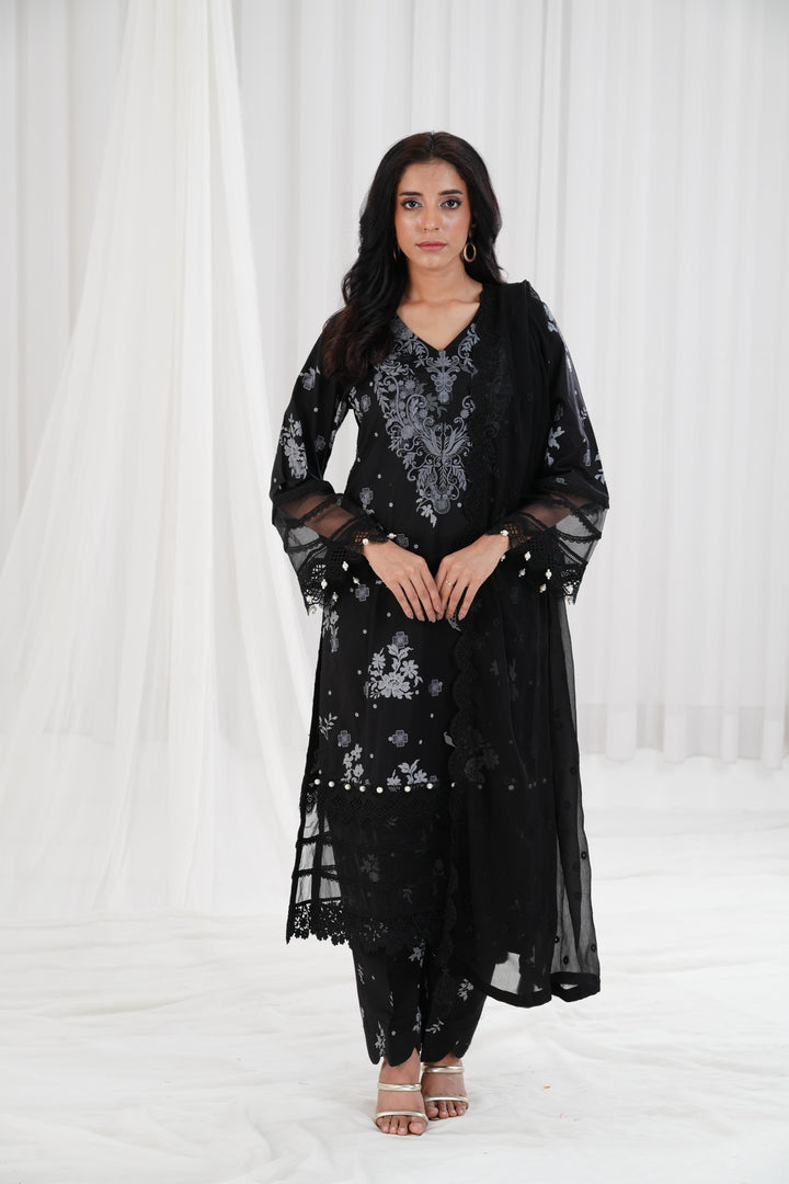 Embroidered Printed Cambric Black Stitched Suit - Nishat