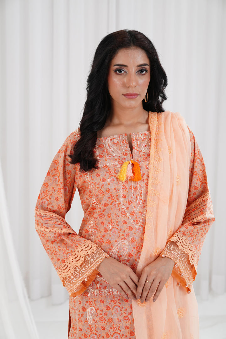 Embroidered Printed Cambric Peach Stitched Suit - Nishat