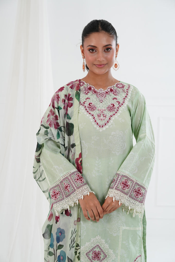 Numa - Alizeh Embroidered Printed Lawn Stitched