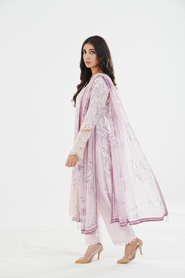 Aruna - Alizeh Embroidered Printed Lawn Stitched