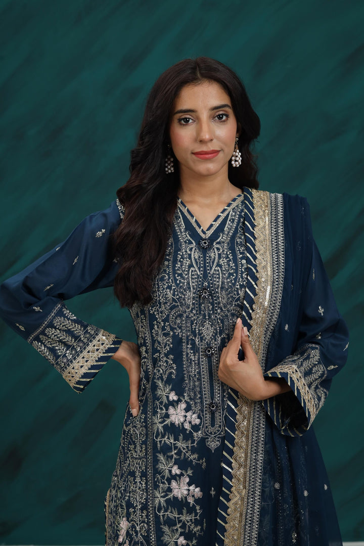 Design 25 - Asim Jofa Chamkeeli Collection