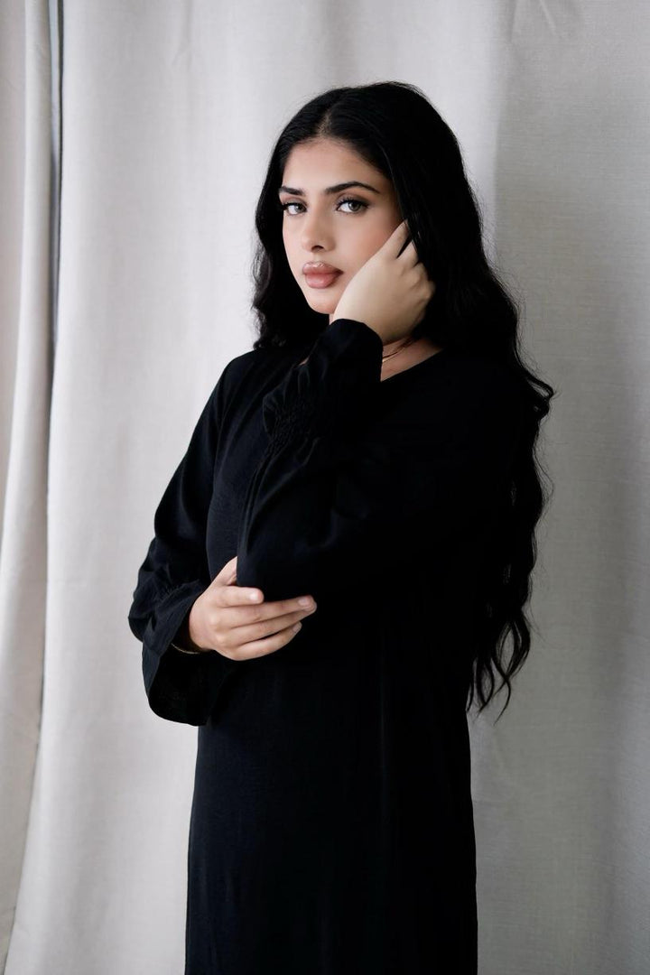 Essential Basic Black Abaya