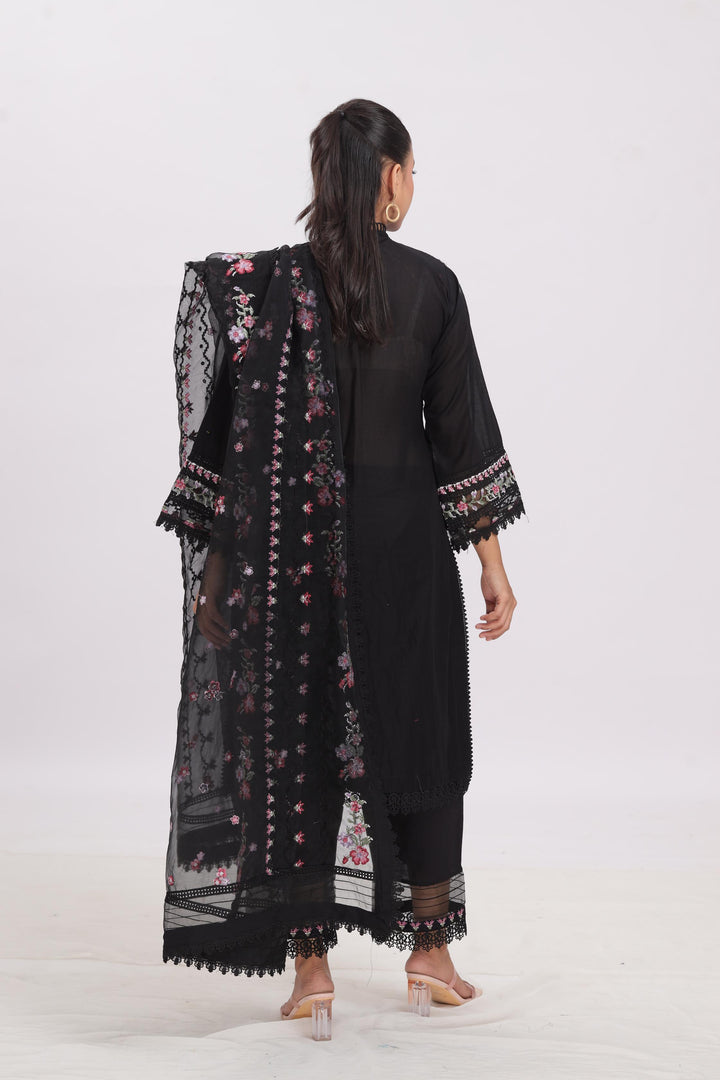 Design 11A - Sobia Nazir Luxury Lawn Stitched