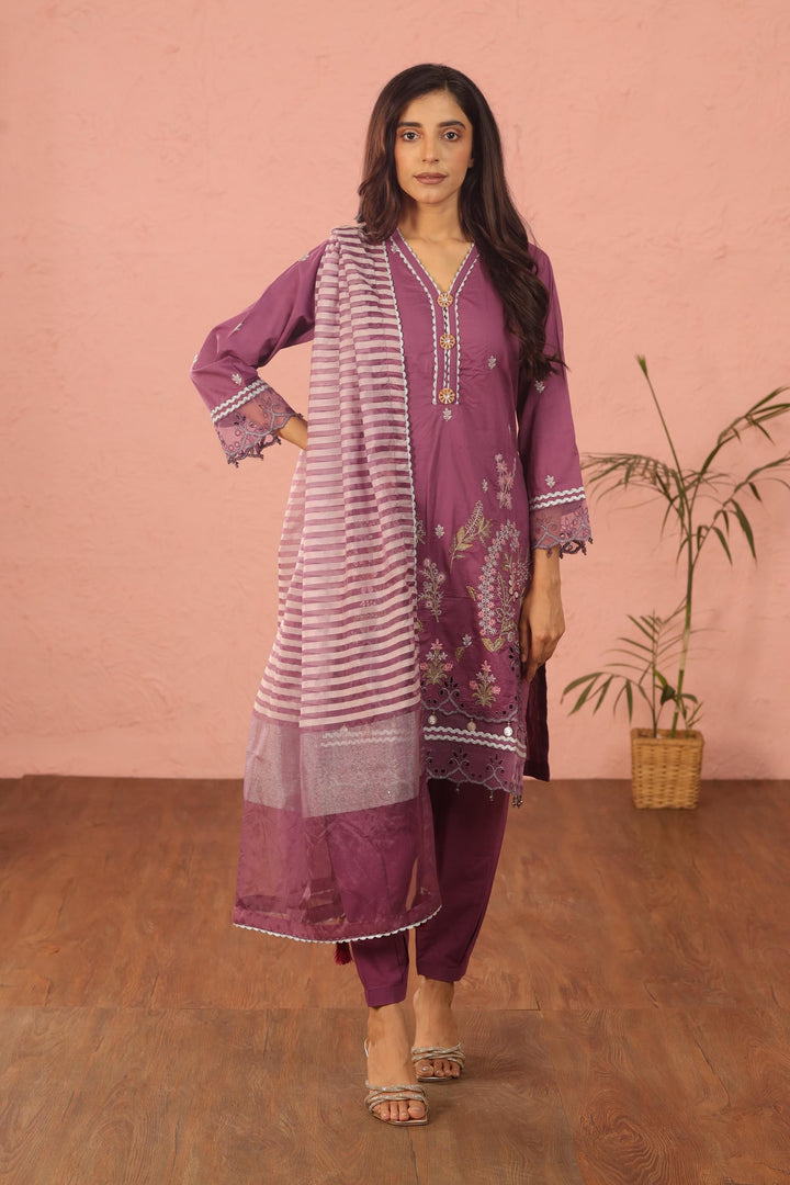 Embroidered Lawn Purple 3 Piece Suit - Al Karam
