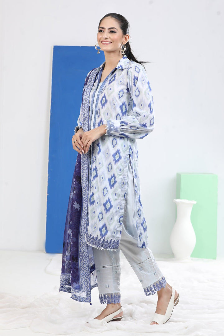 Design 11A - Maria B Luxury Lawn 3 Piece Suit