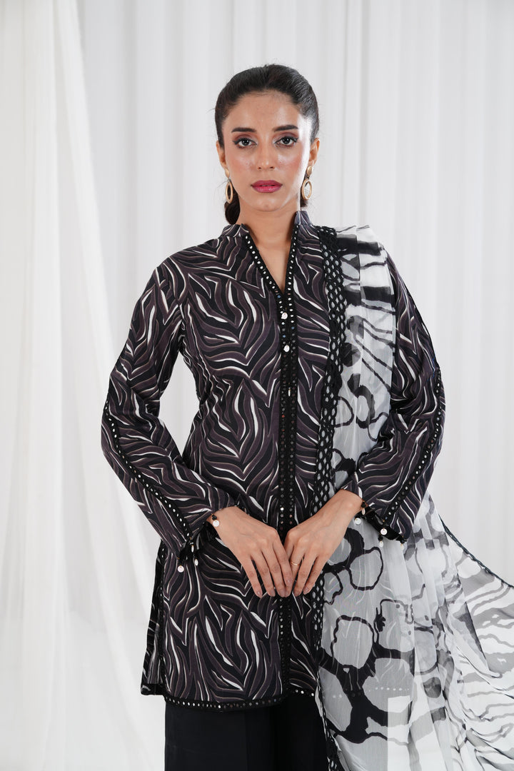 Design 4B - Maria B Summer M Basics Stitched