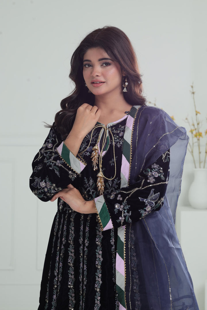 Embroidered Velvet Navy Blue Stitched Suit - Baroque