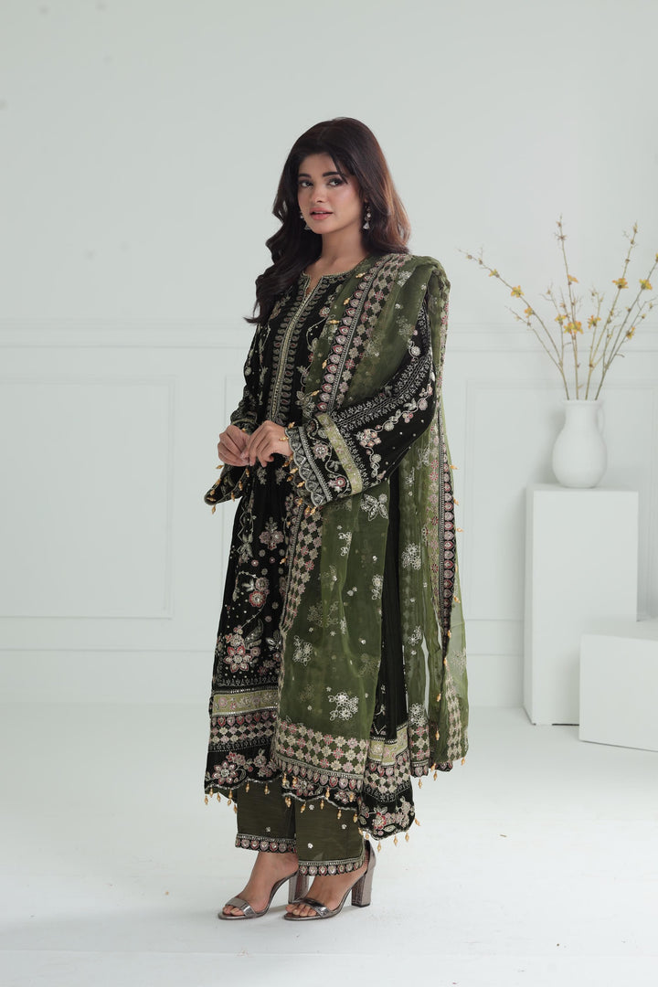Embroidered Velvet Green Stitched Suit - Baroque