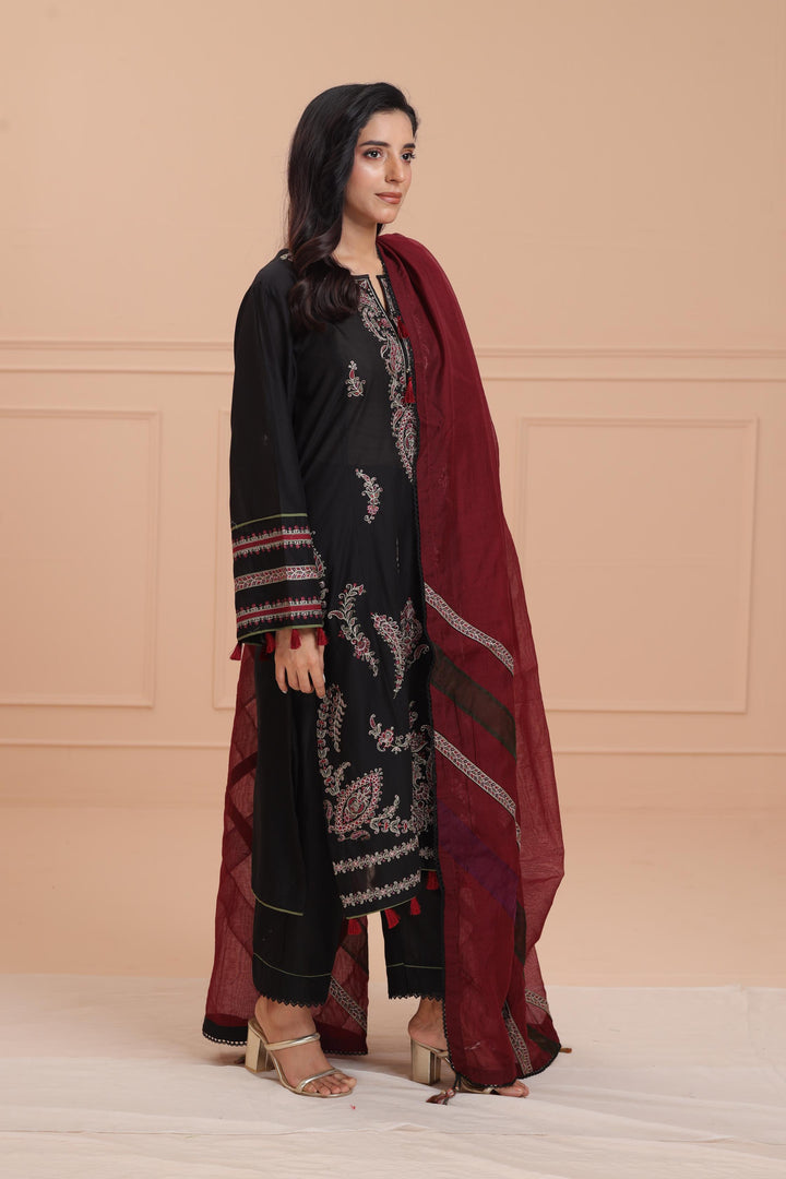 Lawn Black Stitched Suit - Jazmin