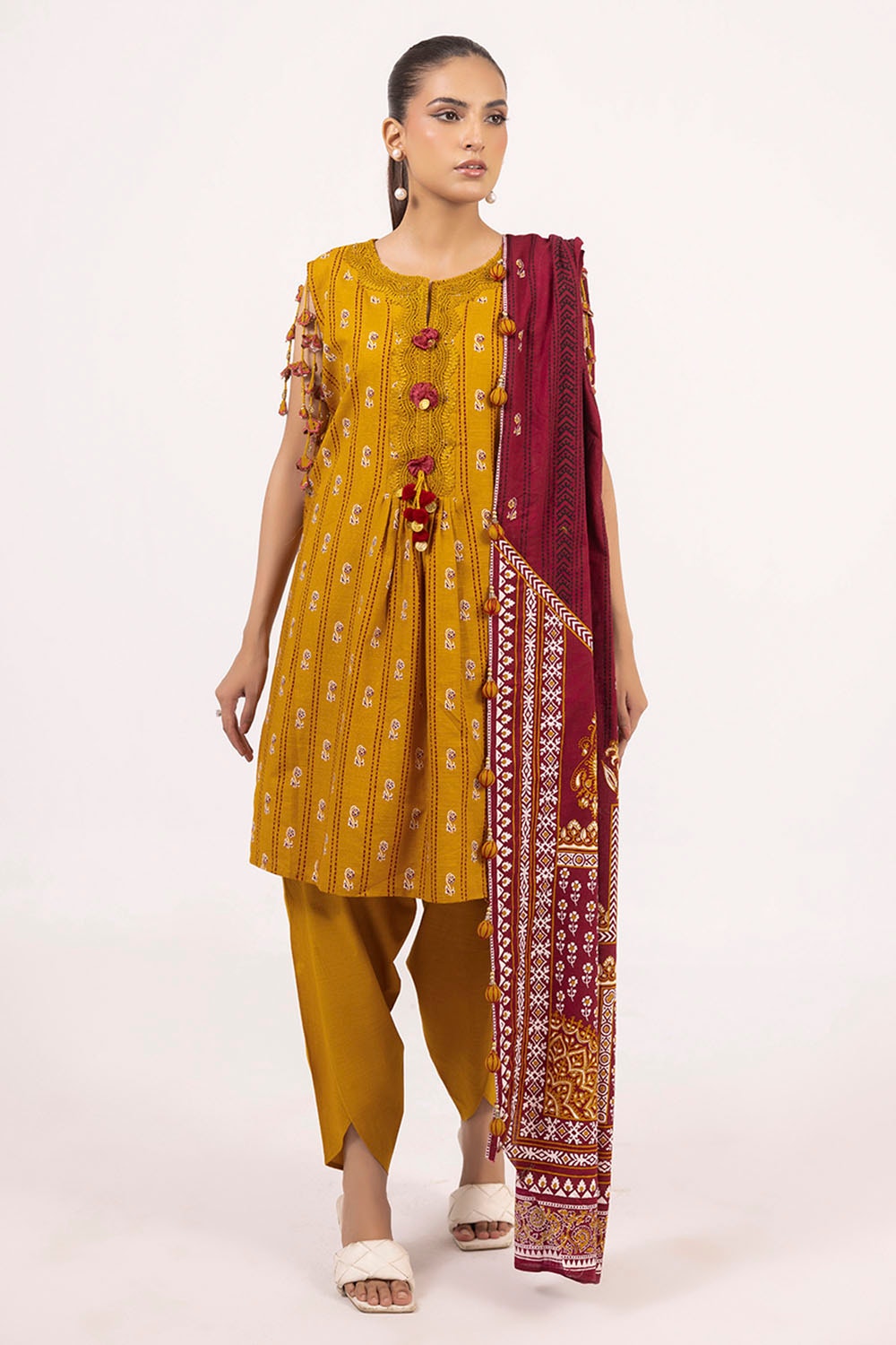 Khaddar Yellow Unstitched Suit - Gul Ahmed