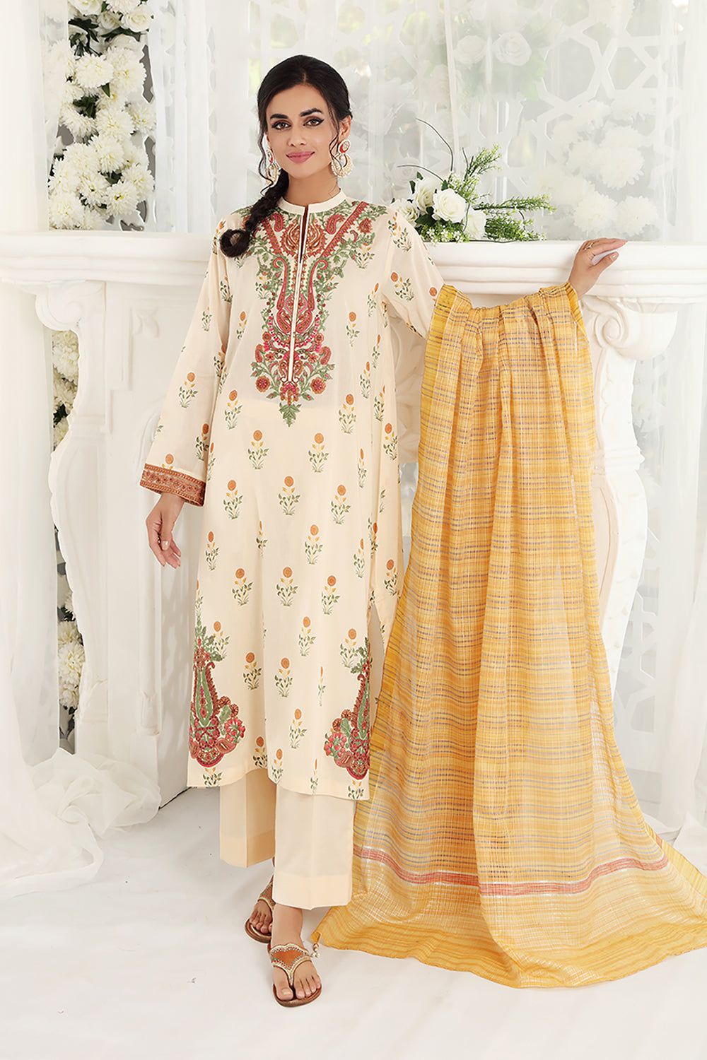 Lawn Yellow 3 Piece Suit - Nishat Linen