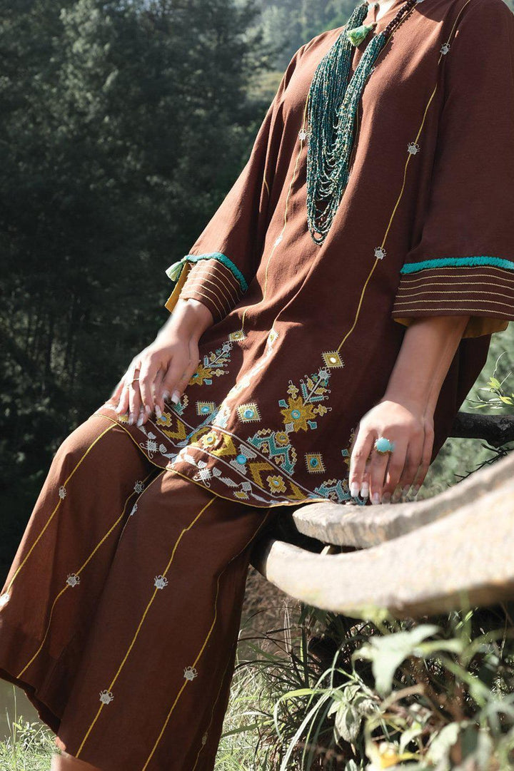 Brown Karandi Kurta - Almirah Winter