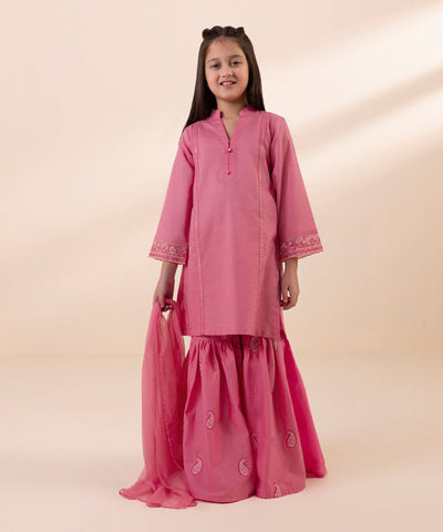 Embroidered Zari Lawn Pink 3 Piece Suit - Sapphire