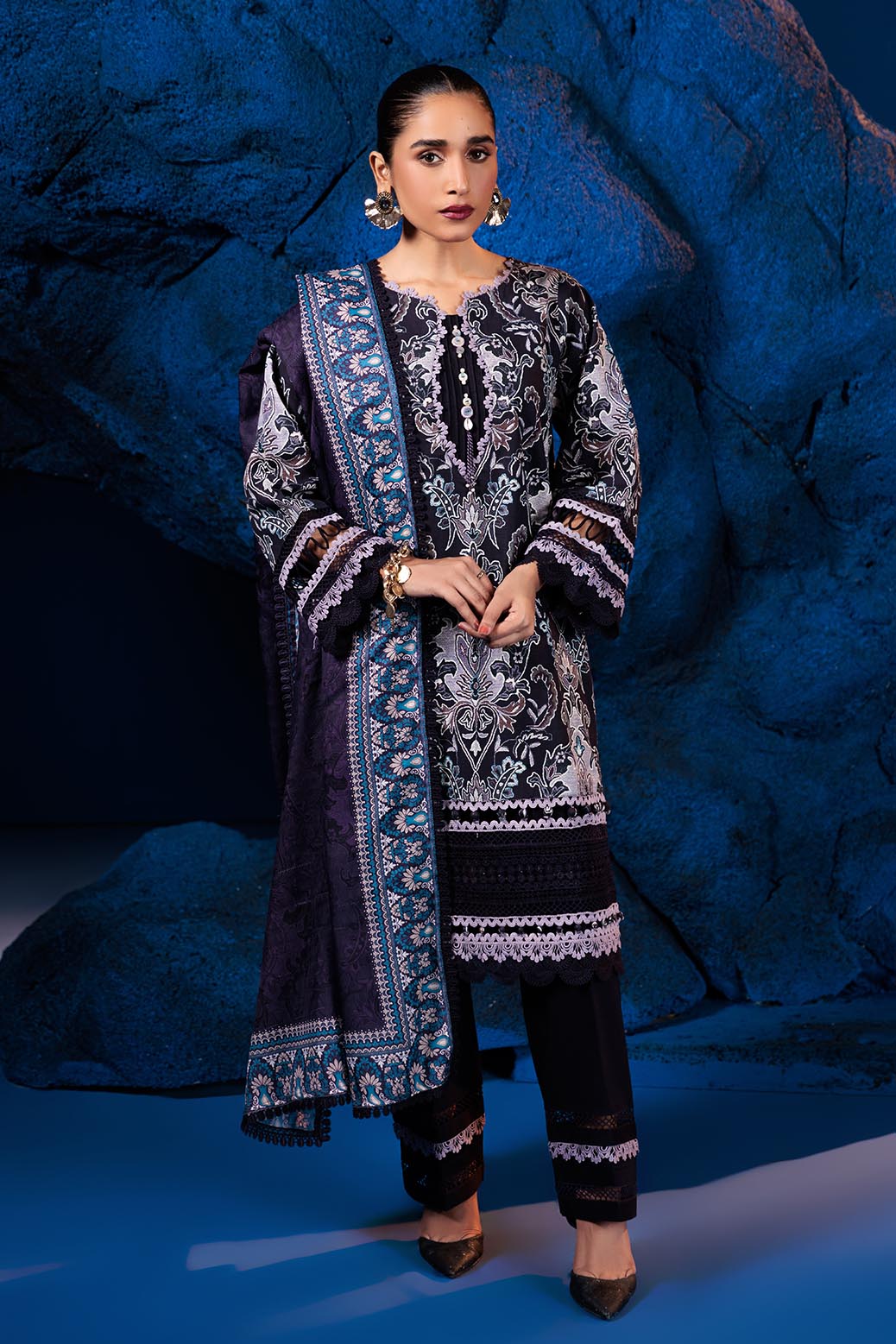 Khaddar Dark Purple Unstitched Suit - Bonanza