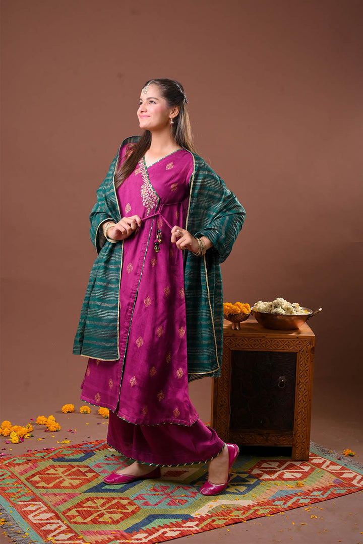 Formal Magenta Stitched Suit - Senorita