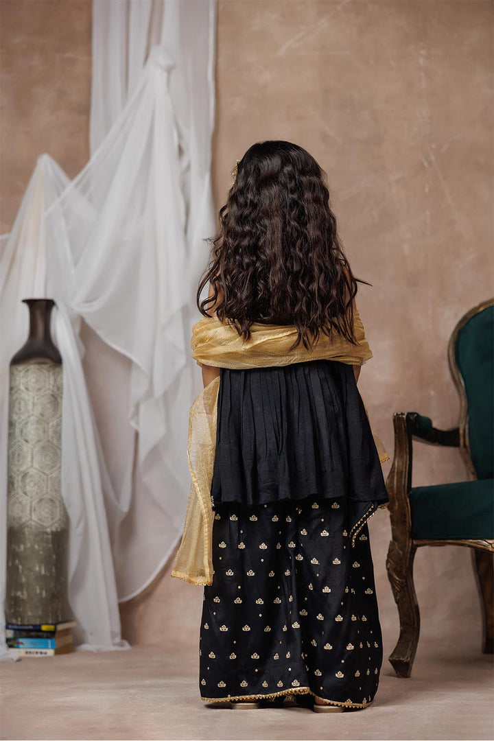 Viscose Raw Silk Black & Gold Stitched Suit - Senorita