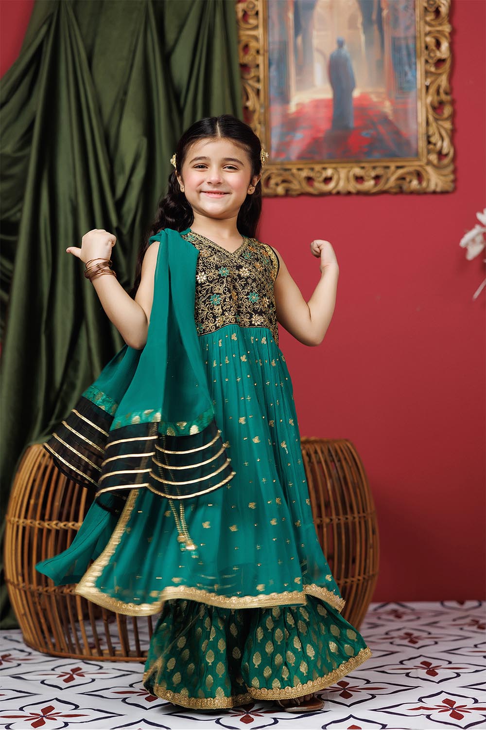 Viscose Crinkle Chiffon Green Stitched Suit - Senorita