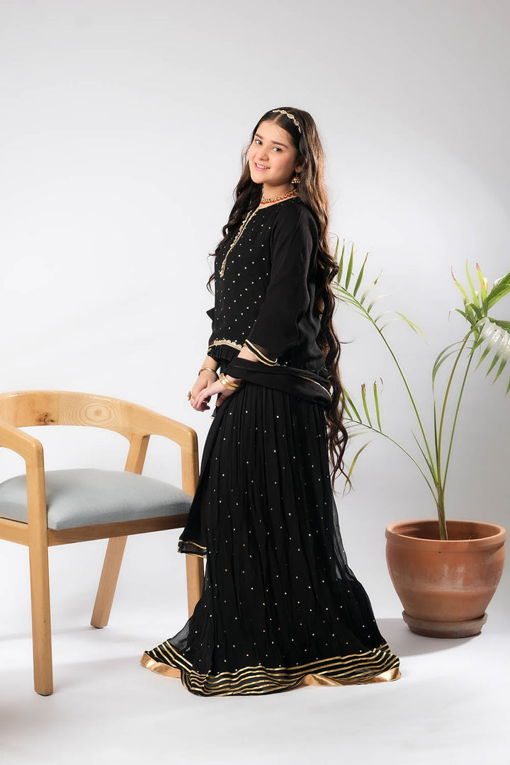 Formal Black & Gold Stitched Suit - Senorita