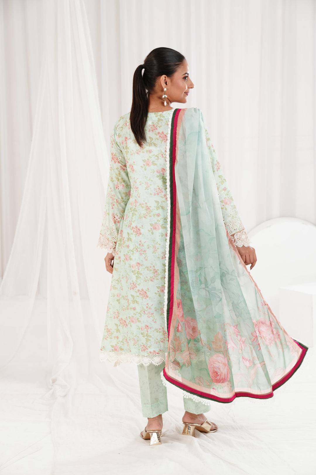 Barrie - Xenia Luxury Lawn Stitched