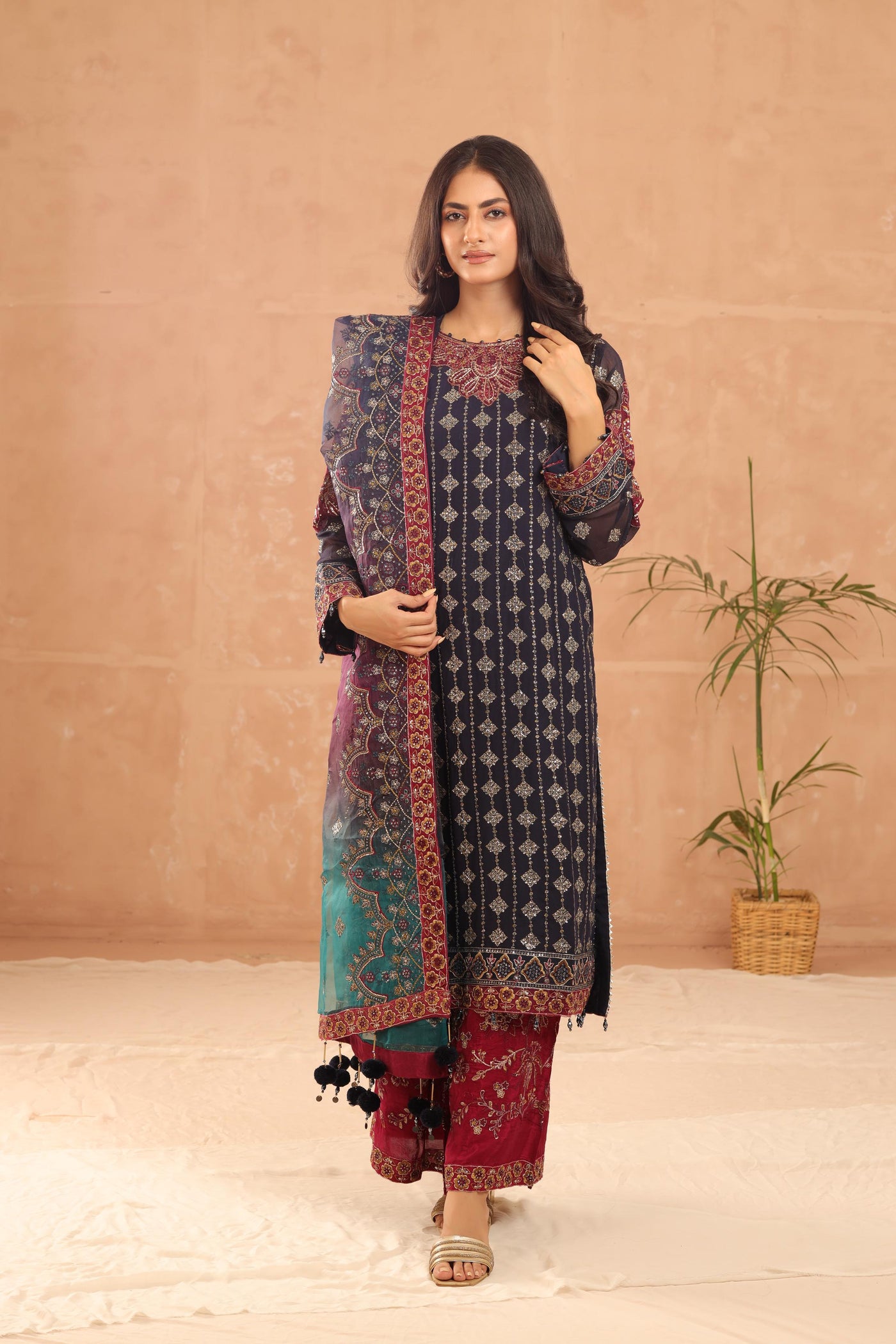 Nagar - Alizeh Heer Festive Collection