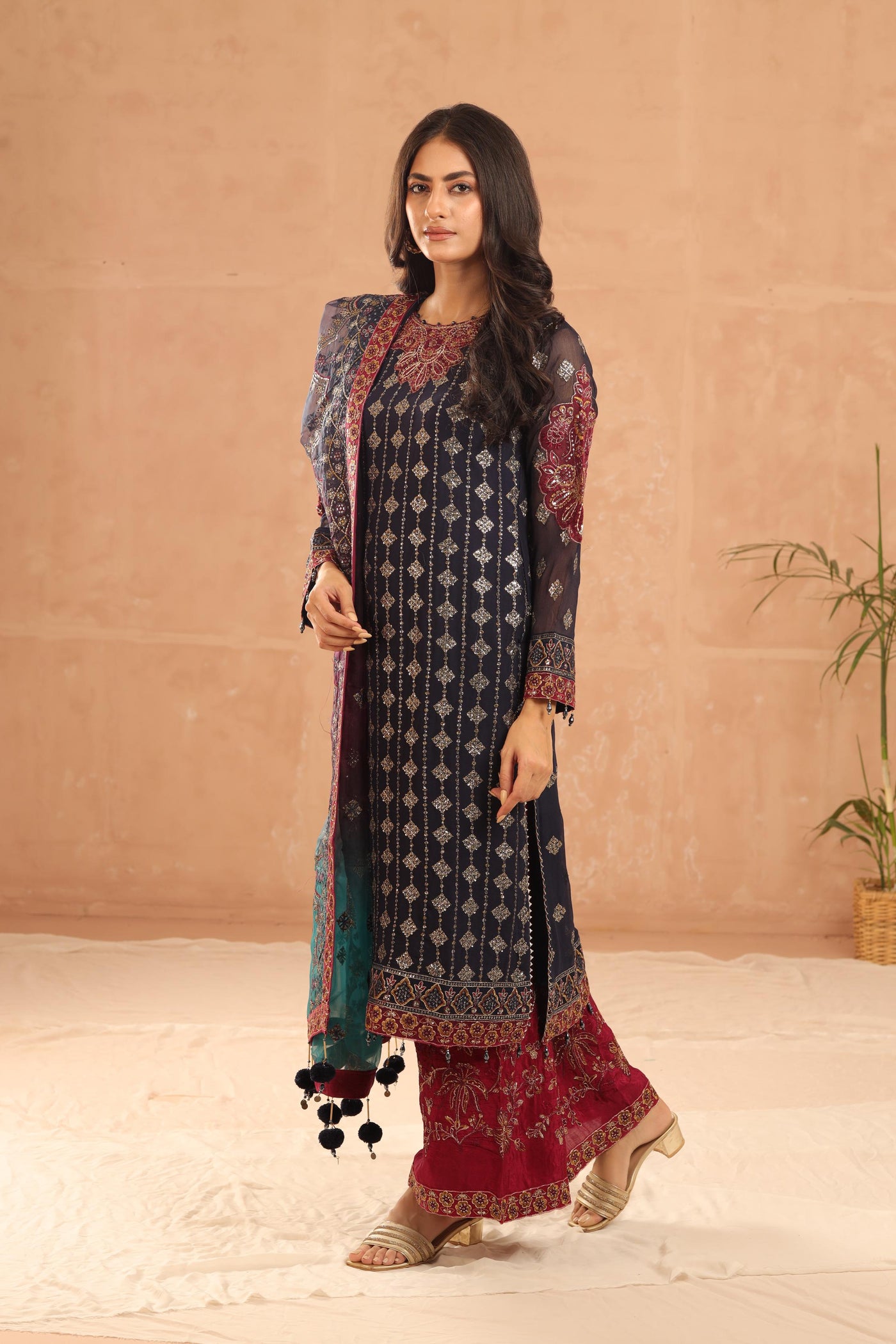 Nagar - Alizeh Heer Festive Collection