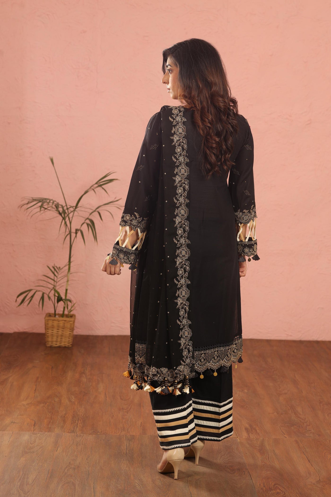 Raven Aura - Farasha Luxury Festive Stitched