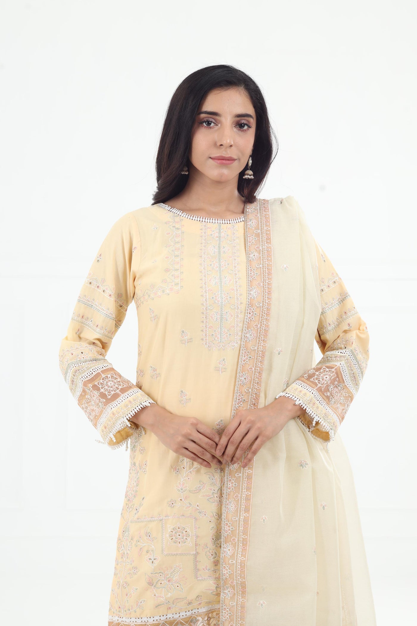 Vintage Bloom - Farasha Bahaar Embroidered Lawn Stitched