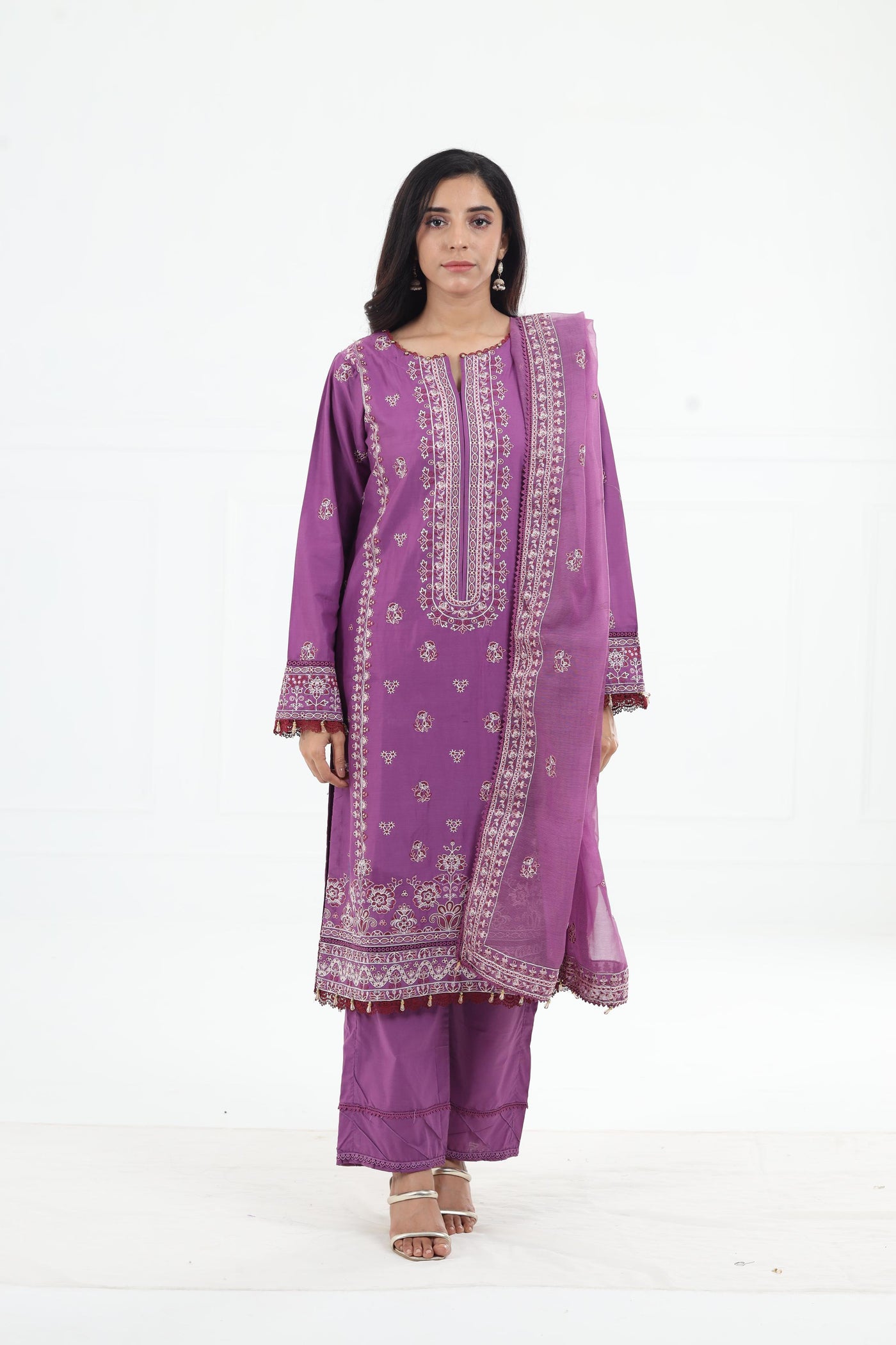 Dreamy Glint - Farasha Bahaar Embroidered Lawn Stitched