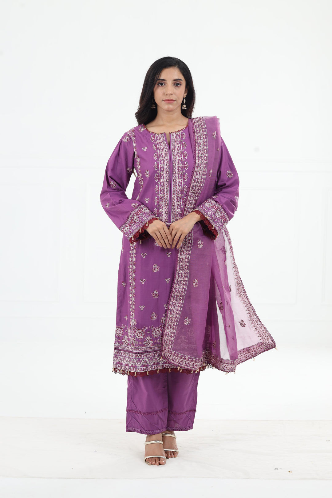 Dreamy Glint - Farasha Bahaar Embroidered Lawn Stitched