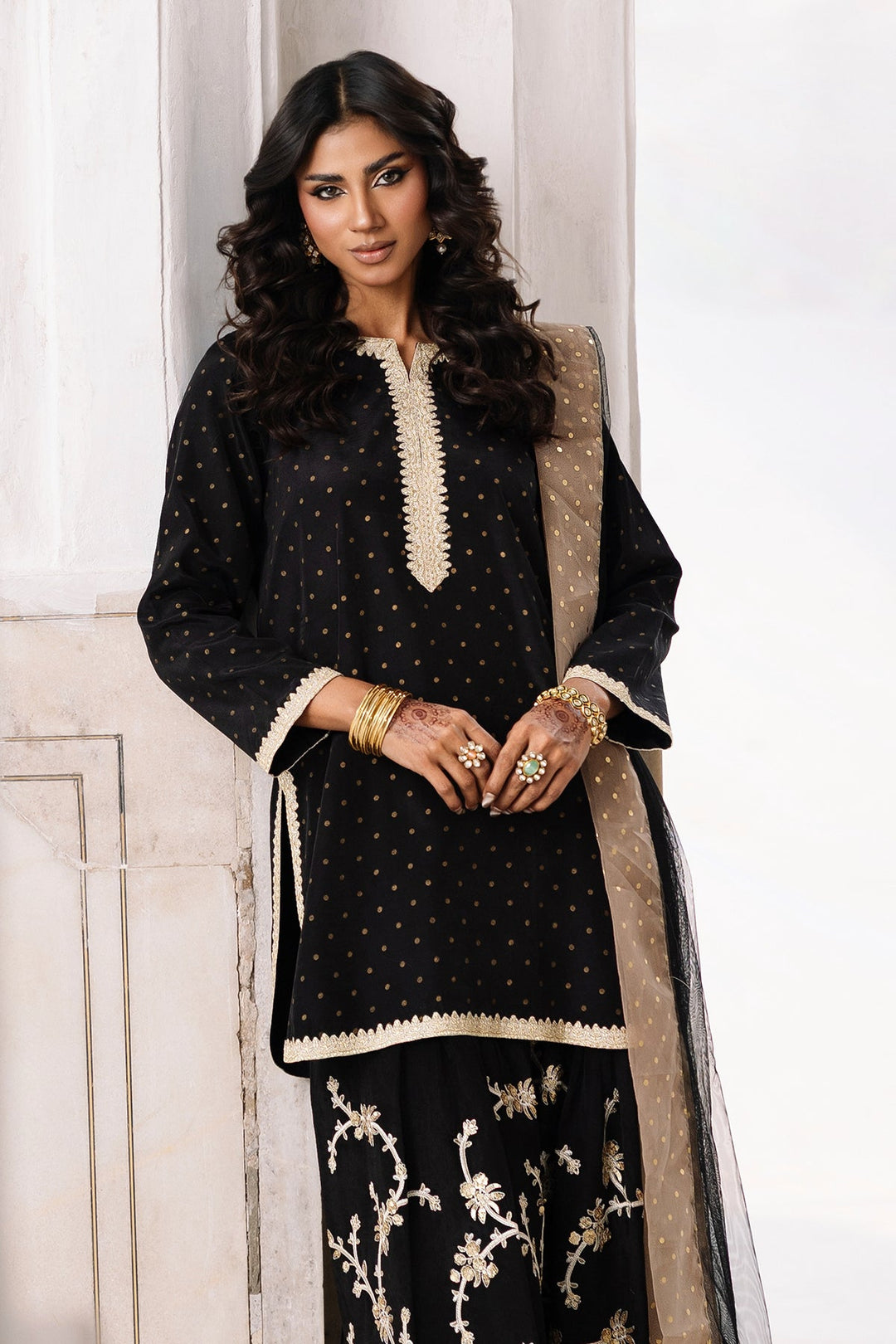 Raw Silk Black Stitched Suit - Charizma