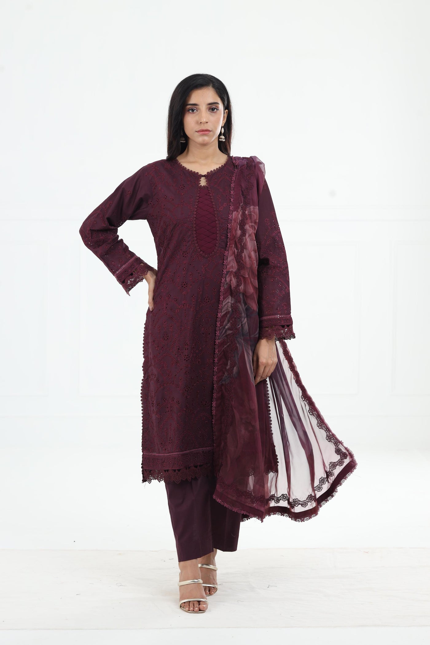 Viraya - Zarif Embroidered Stitched