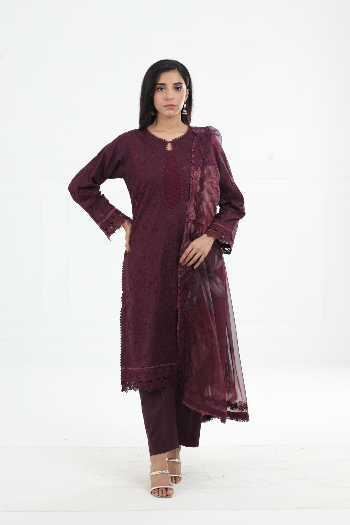 Viraya - Zarif Embroidered Stitched