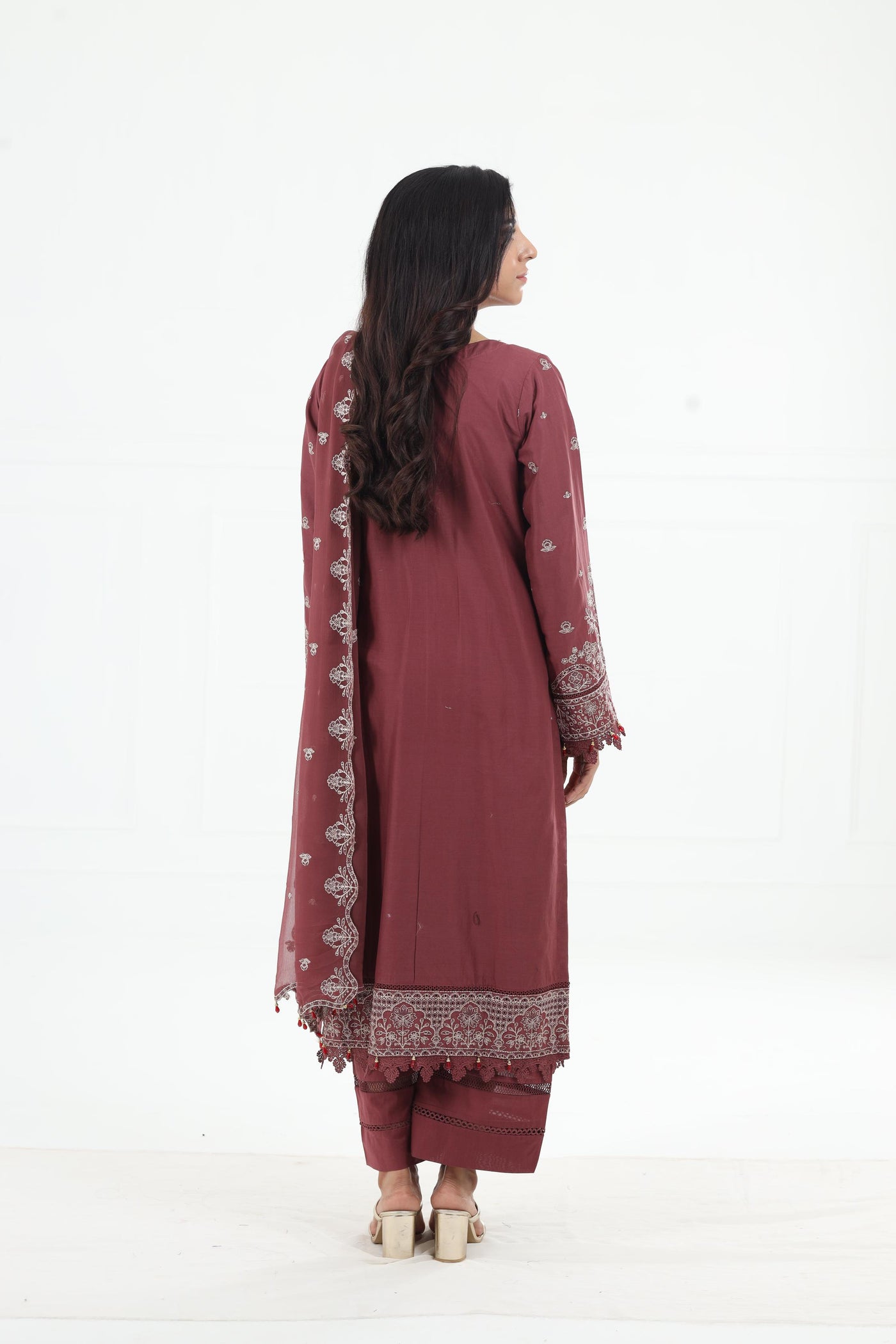 Dusty Rose - Farasha Bahaar Embroidered Lawn Stitched