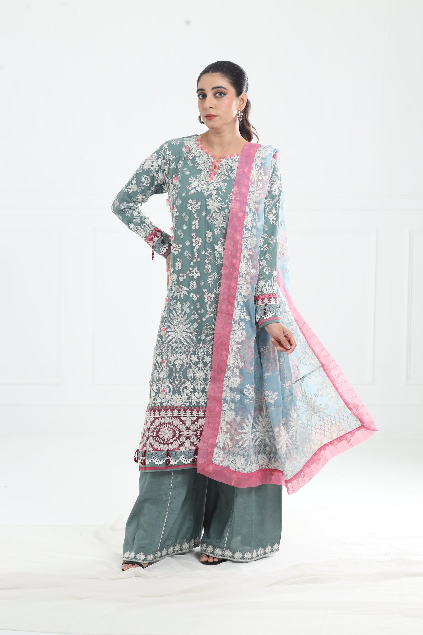 Elysia - Xenia Niran Embroidered Stitched