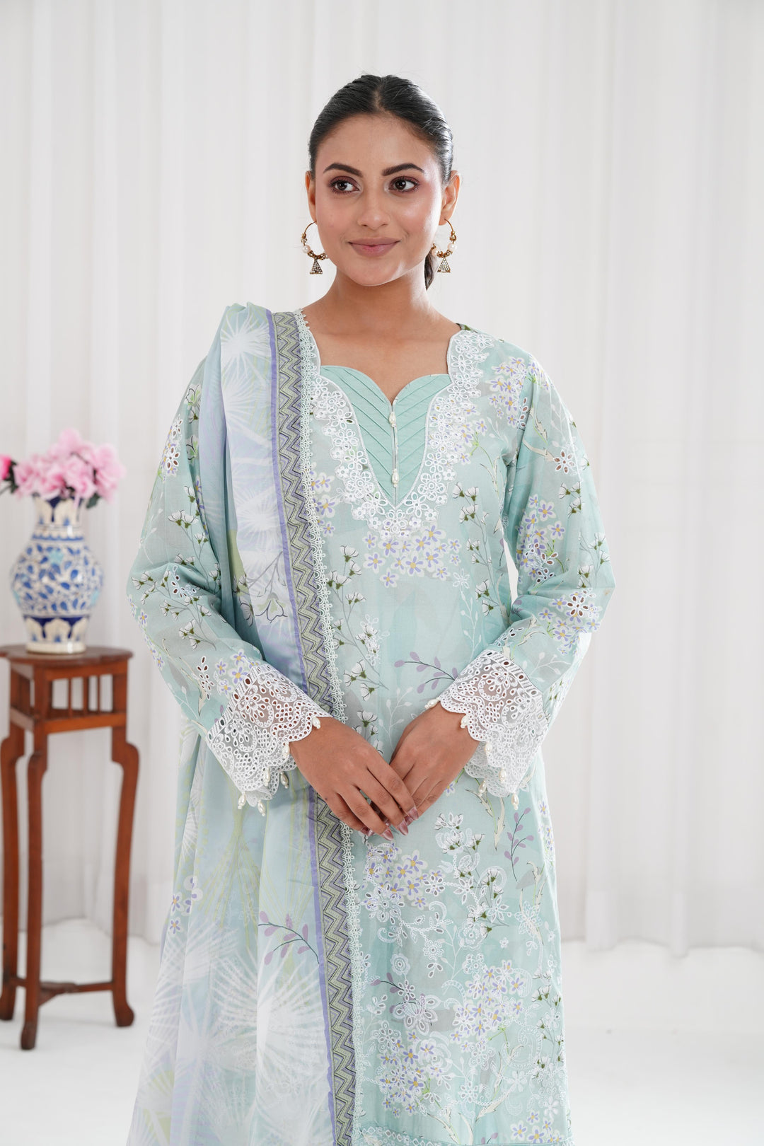 Tulip Glow - Farasha Printed Essentials Stitched