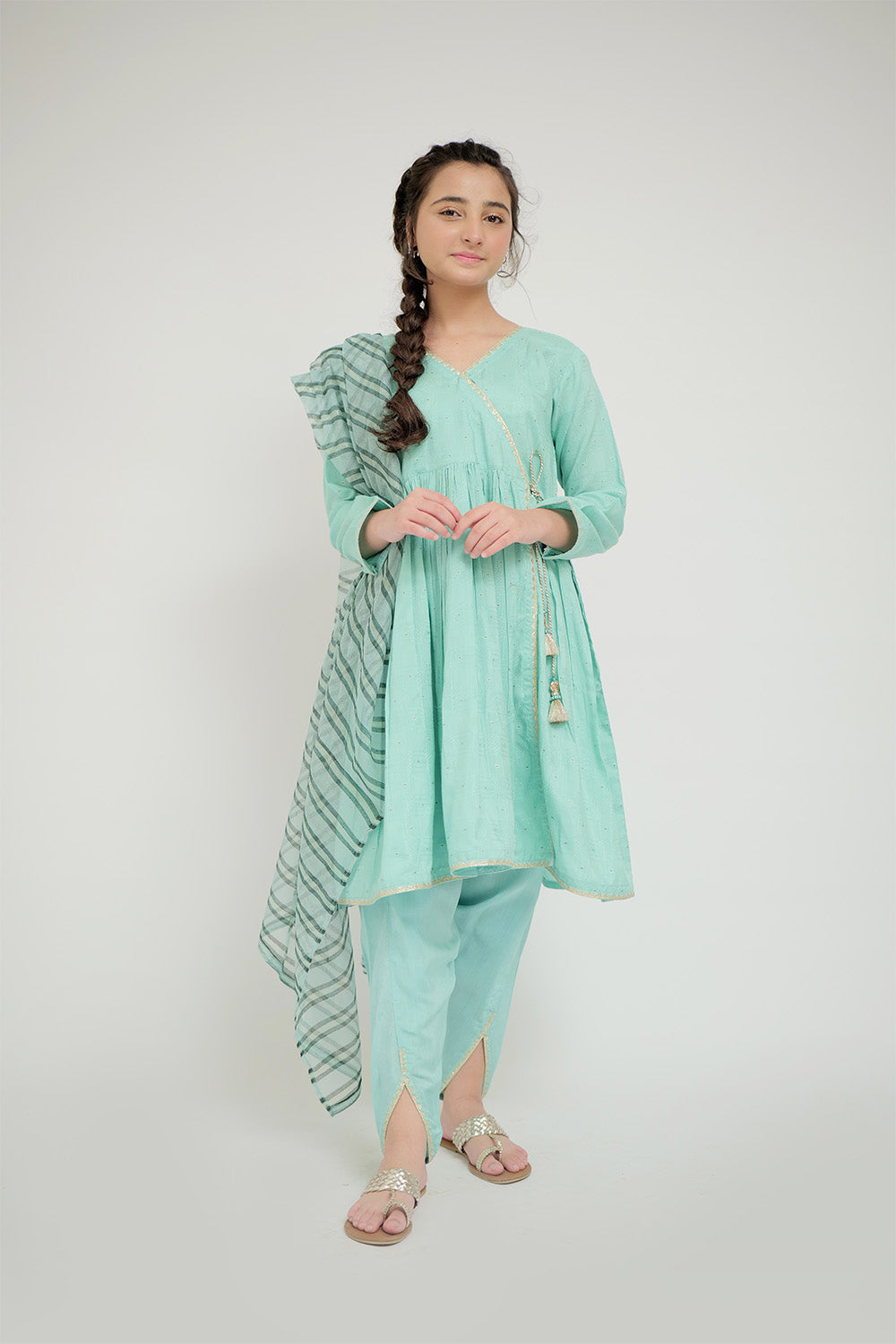 Viscose Jacquard Flament Golden & Green Stitched Suit - Senorita