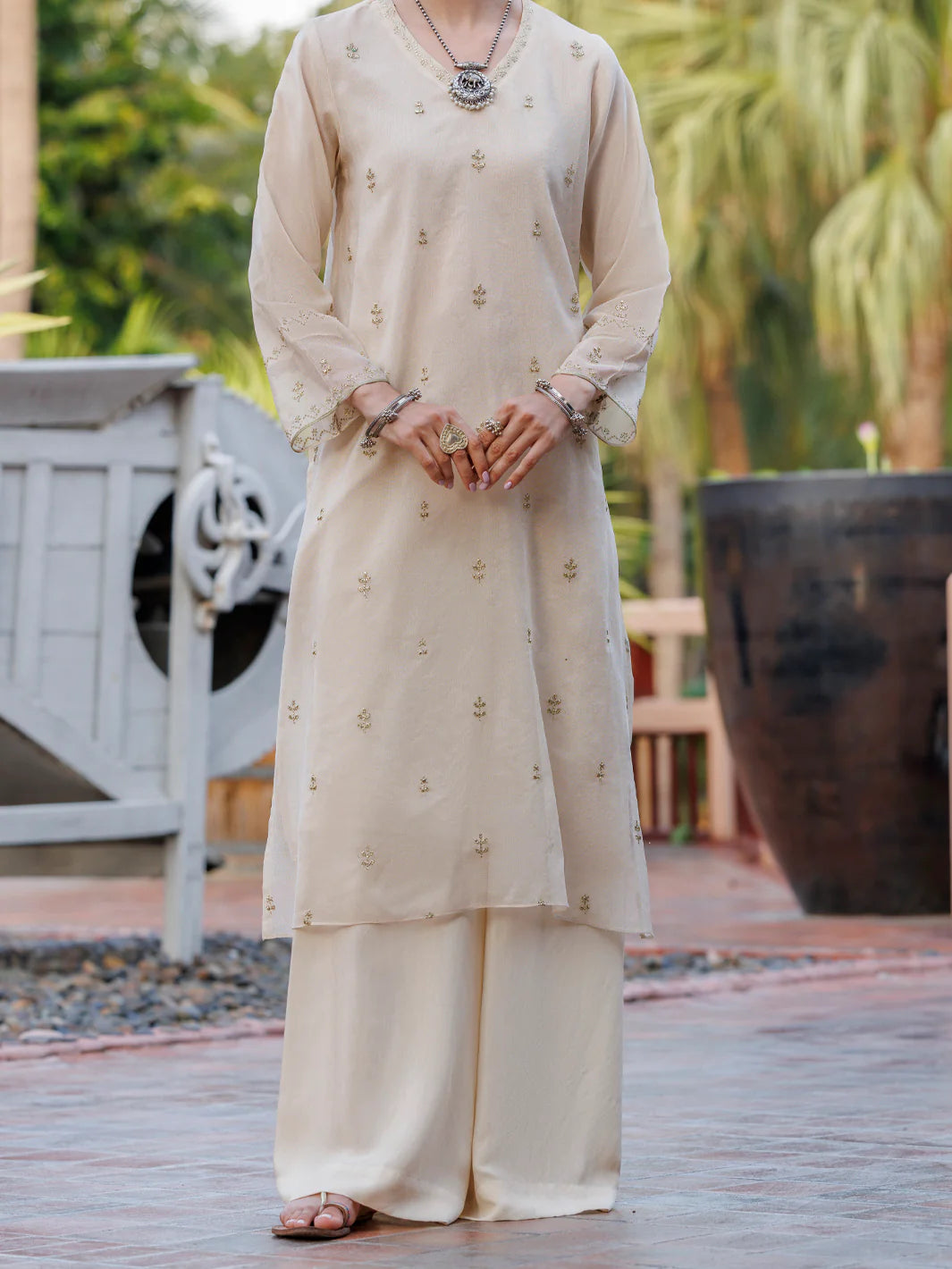 Khaddi Net Off White Kurti - J. Junaid Jamshed