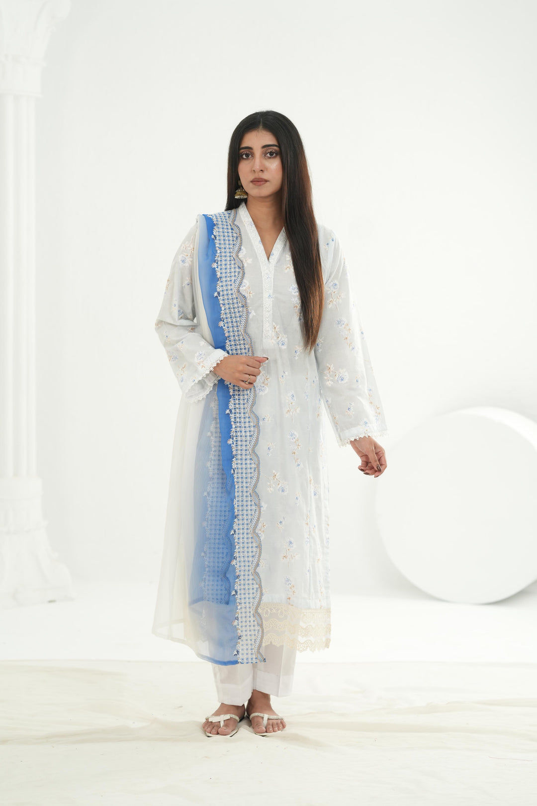 Lisse - Xenia Namah Summer 26' Stitched