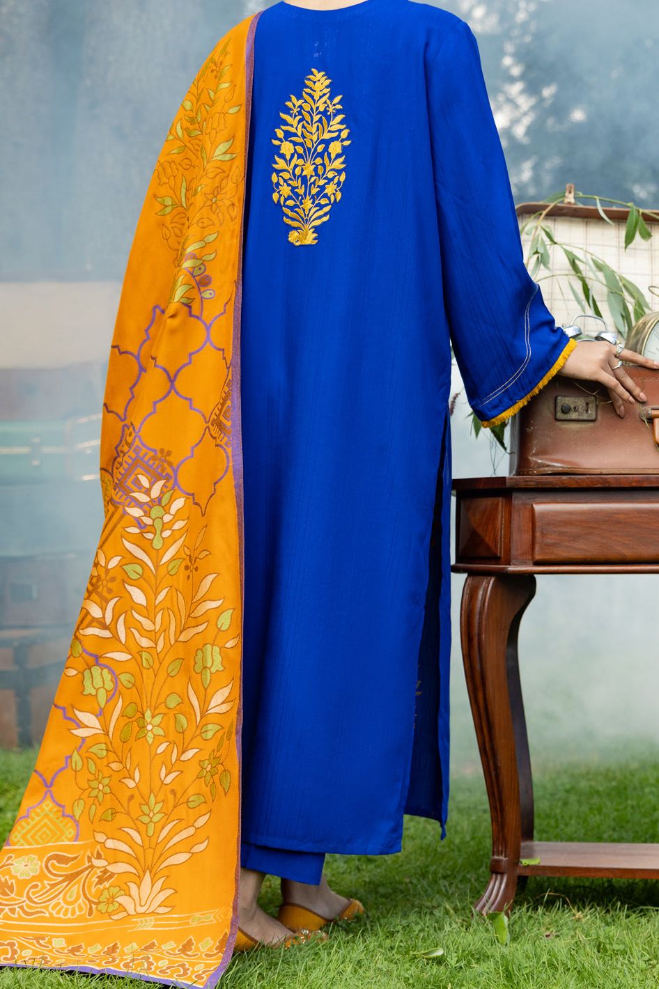Yarn Dyed Blue Stitched Suit - Almirah