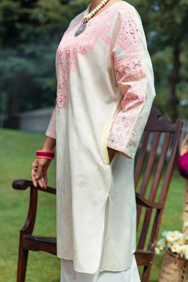 Jacquard Off White Kurti - Almirah