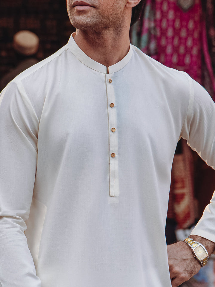 Blended Off White Kurta - Almirah