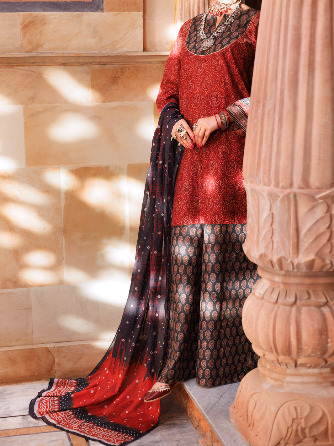 Lawn Maroon 3 Piece Unstitched Suit - Almirah