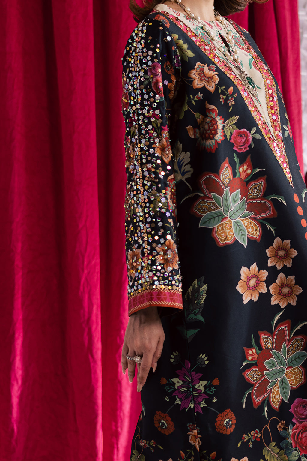 Charmeuse Silk Black Stitched Suit - Vanya