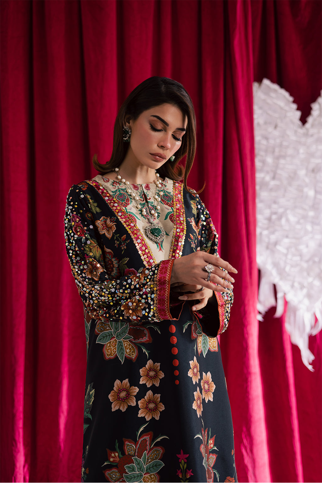 Charmeuse Silk Black Stitched Suit - Vanya