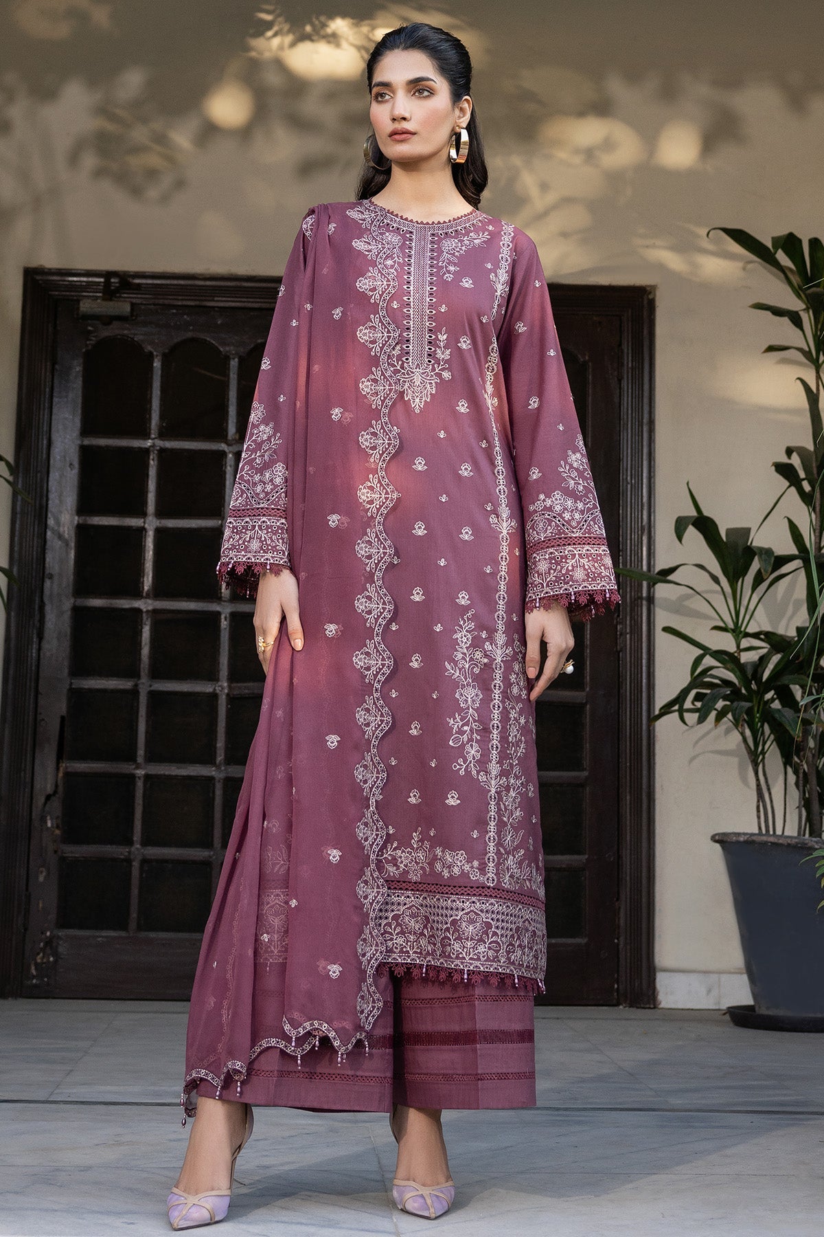 Dusty Rose - Farasha Bahaar Embroidered Lawn Stitched