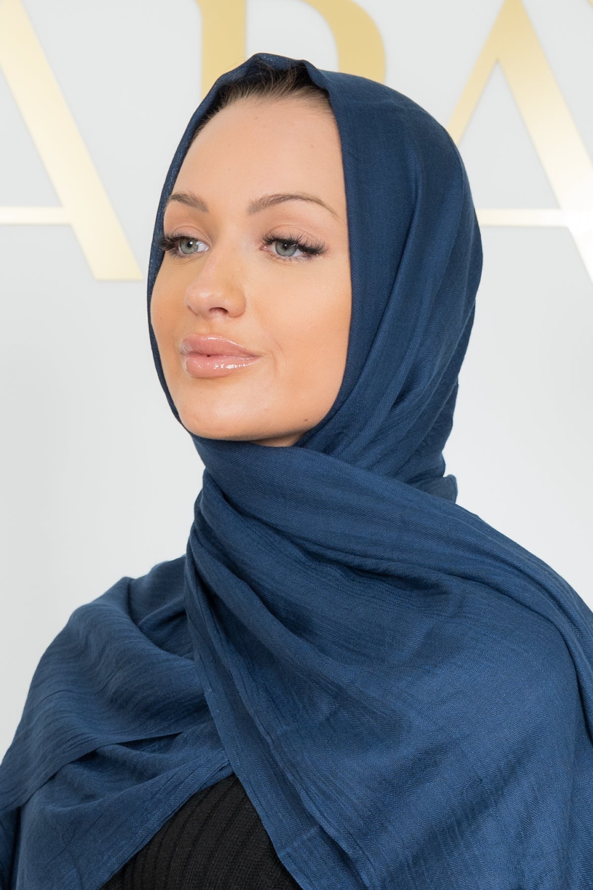 Navy Modal Hijab